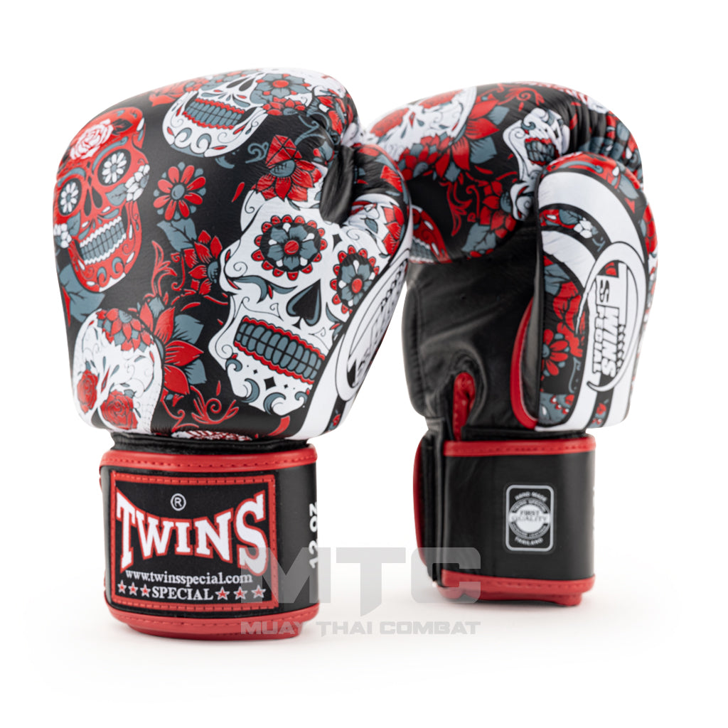 Guantoni da Boxe Hayabusa Captain Marvel Rosso-Blu Guantoni da Boxe Hayabusa Captain Marvel Rosso-Blu